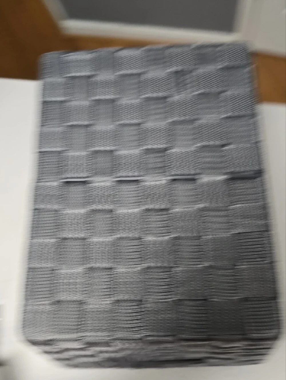 N/A gray woven
